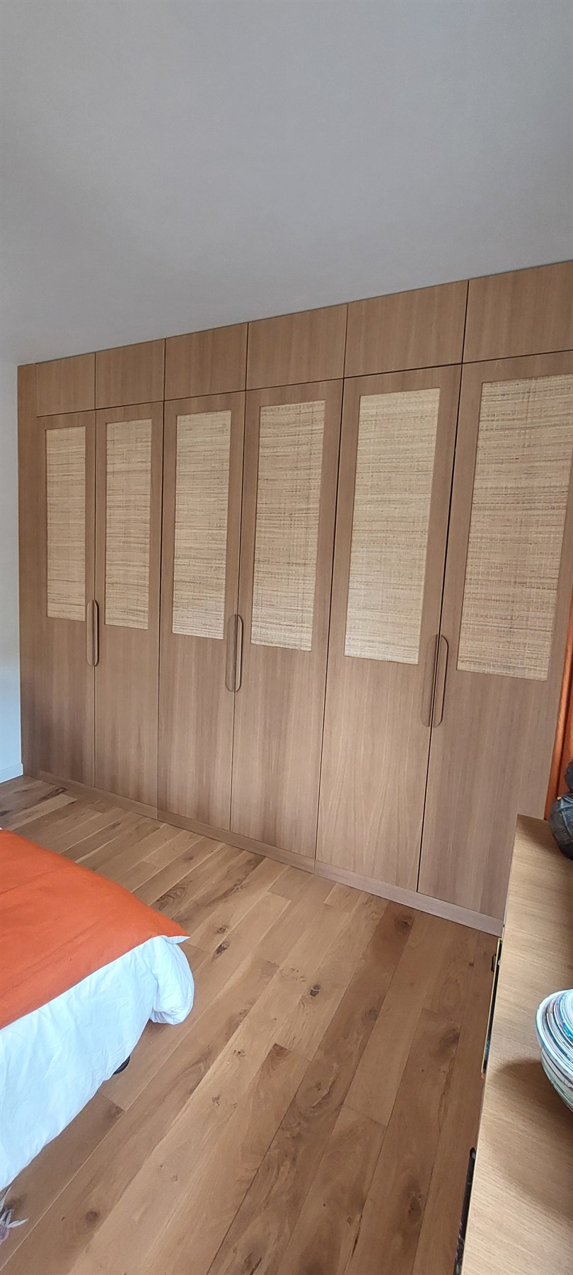 Vue frontale du dressing Domenech